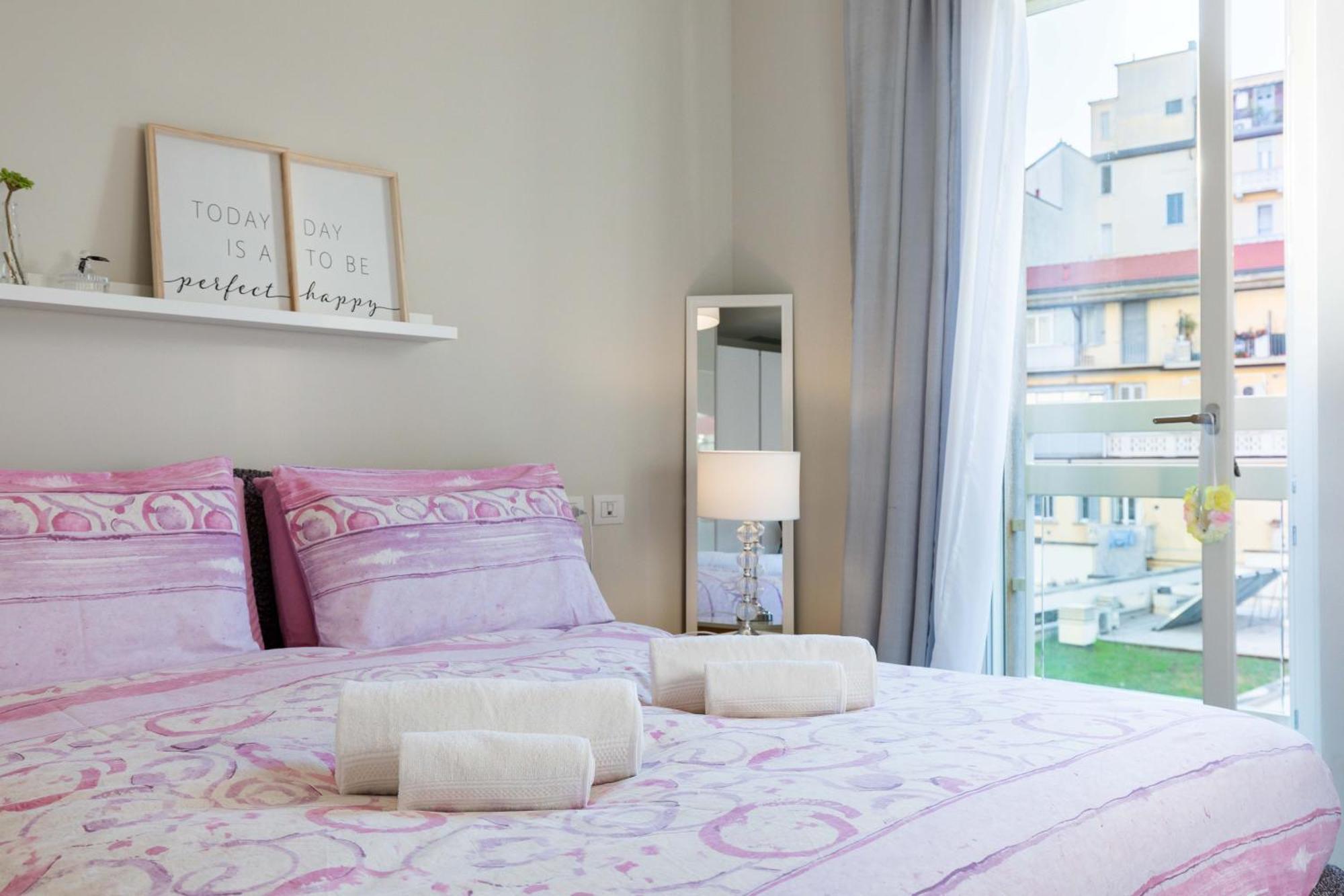 Luxury Apartment - Free Private - Parking Maestri Campionesi 16 Milan Exterior photo